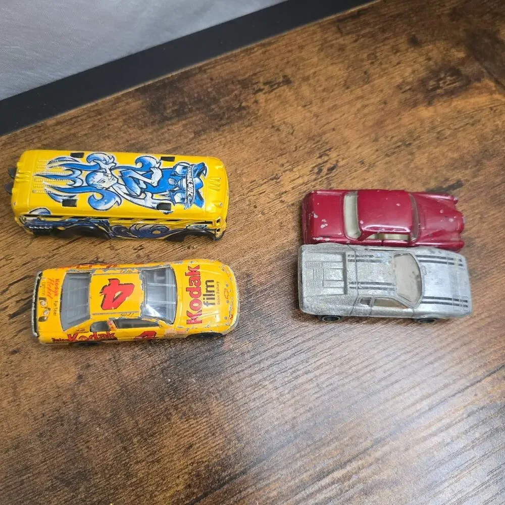 Matchbox car bundle of 4 vintage metal cars